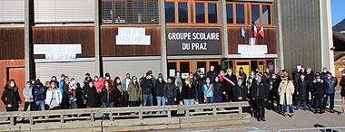 Mobilisation contre la fermeture d’une classe à l’école maternelle du Praz